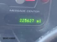 ✅ 2005 Ford Explorer XLT • VIN: 1FMZU63K75ZA02189 • Lot: 41390591. Wystawiony na IAAI z przebiegiem 225 627 mil. Bezpłatny archiwum sprzedaży aukcyjnych z USA i szczegółowy raport historii pojazdu na DreamBid. Zdjęcie 7.