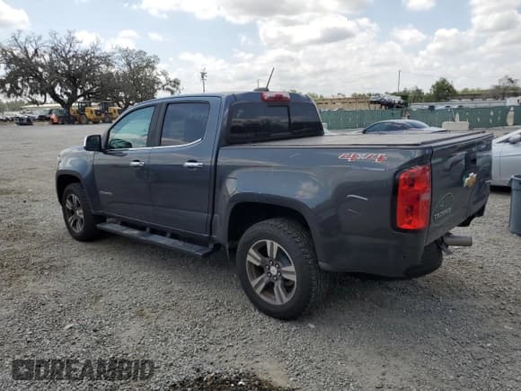✅ 2017 Chevrolet Colorado 4WD LT • VIN: 1GCPTCE12H1200795 • Lot: 57381415. Listed on Copart with 85,009 mi. Free auction sales archive from the USA and detailed vehicle history report at DreamBid. Image 2.