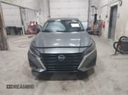 ✅ 2025 Nissan Altima SV • VIN: 1N4BL4DWXSN359700 • Лот: 43190826. Опубликован ранее на IAAI с пробегом 12 832 миль. Бесплатный доступ к архиву аукционных продаж из США и подробный отчёт об истории автомобиля на DreamBid. Изображение 12.