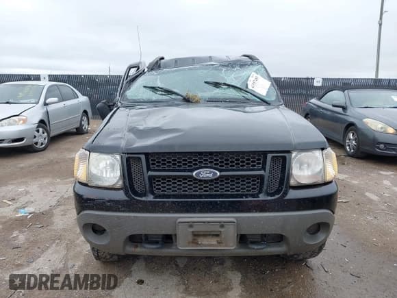 ✅ 2001 Ford Explorer Sport Trac • VIN: 1FMZU67E51UA90784 • Lot: 41557485. Wystawiony na IAAI z przebiegiem 290 670 mil. Bezpłatny archiwum sprzedaży aukcyjnych z USA i szczegółowy raport historii pojazdu na DreamBid. Zdjęcie 12.