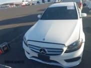 ✅ 2016 Mercedes-Benz C 300 • VIN: 55SWF4JB8GU122549 • Lot: 43606793. Wystawiony na IAAI z przebiegiem 134 388 mil. Bezpłatny archiwum sprzedaży aukcyjnych z USA i szczegółowy raport historii pojazdu na DreamBid. Zdjęcie 12.