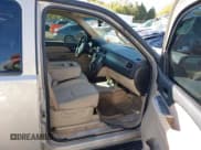 ✅ 2007 Chevrolet Suburban LT • VIN: 3GNFC16J27G294120 • Lot: 43577566. Listed on IAAI with 169,175 mi. Free auction sales archive from the USA and detailed vehicle history report at DreamBid. Image 5.