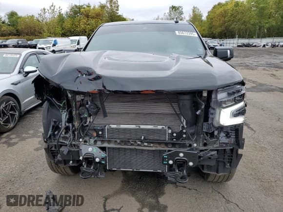 ✅ 2025 Chevrolet Silverado 1500 High Country • VIN: 1GCUKJE89SZ161560 • Lot: 85672395. Listed on Copart with 9,390 mi. Free auction sales archive from the USA and detailed vehicle history report at DreamBid. Image 5.