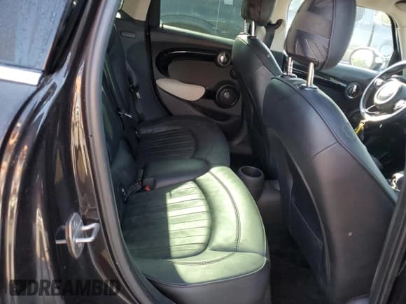 ✅ 2016 MINI Hardtop 4 Door S • VIN: WMWXU3C52G2B67552 • Лот: 55983245. Опубликован ранее на Copart с пробегом 85 180 миль. Бесплатный доступ к архиву аукционных продаж из США и подробный отчёт об истории автомобиля на DreamBid. Изображение 10.