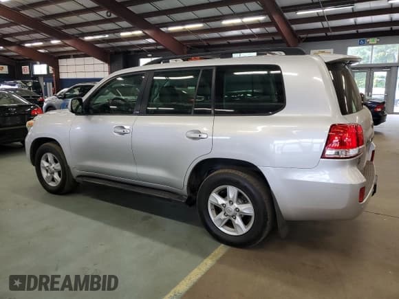 ✅ 2008 Toyota Land Cruiser • VIN: JTMHY05J684000585 • Lot: 72753584. Listed on Copart with 393,625 mi. Free auction sales archive from the USA and detailed vehicle history report at DreamBid. Image 2.