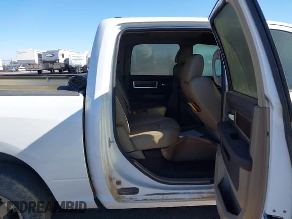 ✅ 2010 Dodge 1500 SLT • VIN: 1D7RV1CT0AS212641 • Lot: 43496349. Listed on IAAI with Not provided. Free auction sales archive from the USA and detailed vehicle history report at DreamBid. Image 8.