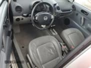 ✅ 2000 Volkswagen Beetle GLX • VIN: 3VWDD21C6YM438750 • Lot: 85651135. Listed on Copart with 75,006 mi. Free auction sales archive from the USA and detailed vehicle history report at DreamBid. Image 8.