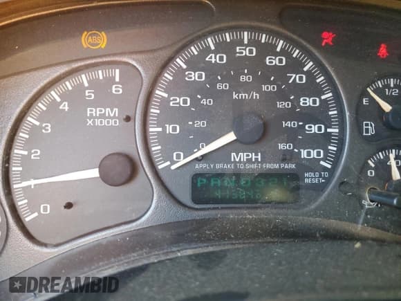 ✅ 2002 Chevrolet Silverado 1500 LS • VIN: 2GCEC19T221315633 • Lot: 84916865. Listed on Copart with 415,846 mi. Free auction sales archive from the USA and detailed vehicle history report at DreamBid. Image 9.