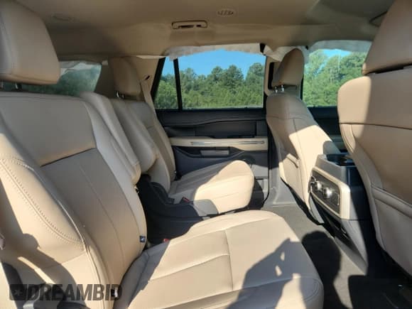 ✅ 2023 Ford Expedition XLT • VIN: 1FMJU1H88PEA62070 • Lot: 80330675. Listed on Copart with 37,115 mi. Free auction sales archive from the USA and detailed vehicle history report at DreamBid. Image 11.