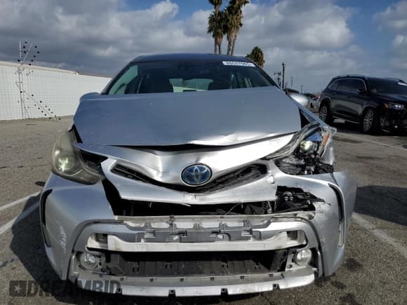 ✅ 2017 Toyota Prius Three • VIN: JTDZN3EU1HJ063975 • Lot: 86537965. Wystawiony na Copart z przebiegiem 86 493 mil. Bezpłatny archiwum sprzedaży aukcyjnych z USA i szczegółowy raport historii pojazdu na DreamBid. Zdjęcie 5.