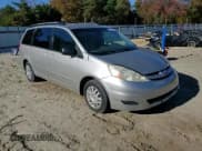 ✅ 2007 Toyota Sienna LE • VIN: 5TDZK23C57S072970 • Лот: 91327335. Опубликован ранее на Copart с пробегом 277 990 миль. Бесплатный доступ к архиву аукционных продаж из США и подробный отчёт об истории автомобиля на DreamBid. Изображение 15.