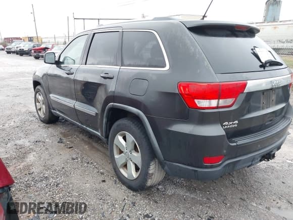 ✅ 2011 Jeep Grand Cherokee Laredo • VIN: 1J4RR4GG2BC543417 • Lot: 43846804. Listed on IAAI with 184,989 mi. Free auction sales archive from the USA and detailed vehicle history report at DreamBid. Image 3.
