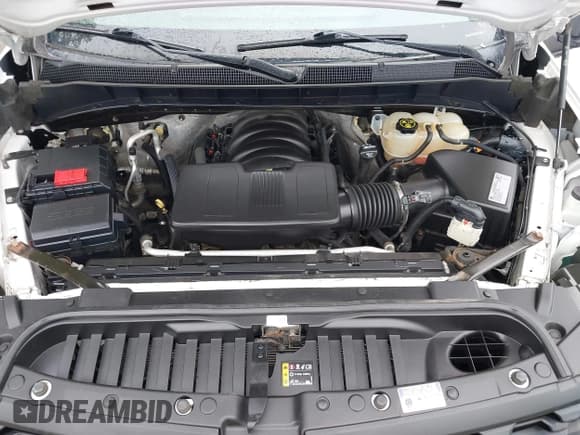 ✅ 2019 Chevrolet Silverado 1500 Work Truck • VIN: 1GCUYAEF9KZ338038 • Lot: 43120191. Wystawiony na IAAI z przebiegiem 100 266 mil. Bezpłatny archiwum sprzedaży aukcyjnych z USA i szczegółowy raport historii pojazdu na DreamBid. Zdjęcie 10.