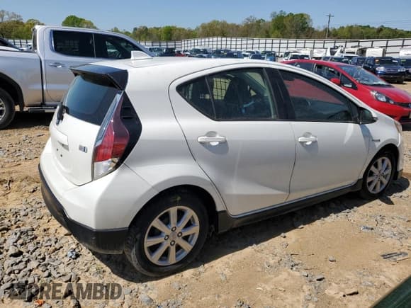 ✅ 2017 Toyota Prius One • VIN: JTDKDTB32H1593310 • Lot: 52555345. Listed on Copart with 104,156 mi. Free auction sales archive from the USA and detailed vehicle history report at DreamBid. Image 3.