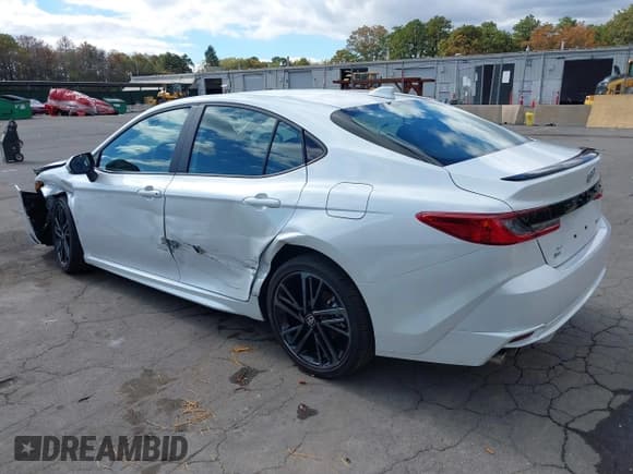 ✅ 2025 Toyota Camry LE • VIN: 4T1DBADK9SU532237 • Lot: 43467727. Listed on IAAI with 7,645 mi. Free auction sales archive from the USA and detailed vehicle history report at DreamBid. Image 3.