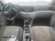 ✅ 2011 Hyundai Accent GLS • VIN: KMHCN4AC3BU574498 • Лот: 52170775. Опубликован ранее на Copart с пробегом 77 188 миль. Бесплатный доступ к архиву аукционных продаж из США и подробный отчёт об истории автомобиля на DreamBid. Изображение 8.