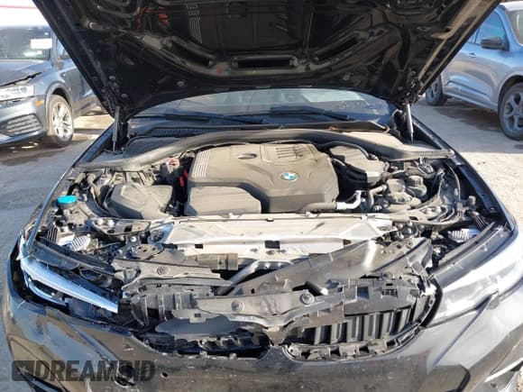 ✅ 2021 BMW 3 Series 330i • VIN: 3MW5R1J05M8B84800 • Lot: 41818906. Listed on IAAI with Not provided. Free auction sales archive from the USA and detailed vehicle history report at DreamBid. Image 10.