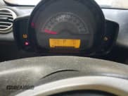 ✅ 2012 Smart fortwo Pure • VIN: WMEEJ3BA8CK539700 • Lot: 43775722. Wystawiony na IAAI z przebiegiem 150 528 mil. Bezpłatny archiwum sprzedaży aukcyjnych z USA i szczegółowy raport historii pojazdu na DreamBid. Zdjęcie 7.