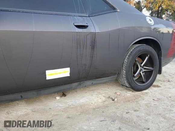 ✅ 2014 Dodge Challenger SXT • VIN: 2C3CDYAG5EH126910 • Lot: 74892864. Wystawiony na Copart z przebiegiem 60 405 mil. Bezpłatny archiwum sprzedaży aukcyjnych z USA i szczegółowy raport historii pojazdu na DreamBid. Zdjęcie 12.