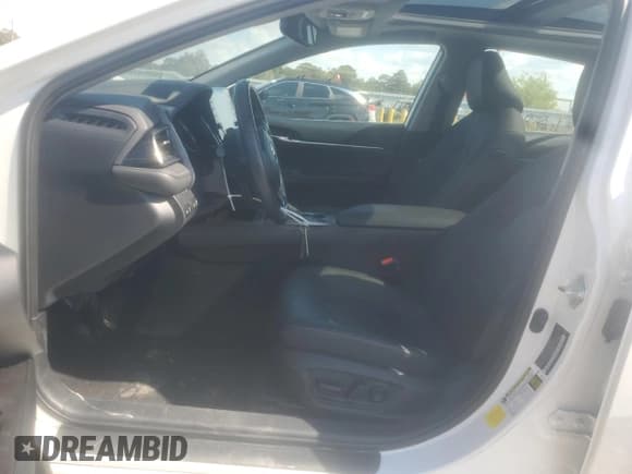 ✅ 2022 Toyota Camry XSE • VIN: 4T1K61AK0NU034156 • Lot: 87252755. Listed on Copart with 20,531 mi. Free auction sales archive from the USA and detailed vehicle history report at DreamBid. Image 7.