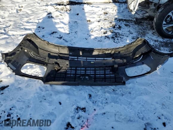 ✅ 2021 Hyundai Venue SE • VIN: KMHRB8A3XMU115966 • Lot: 86045734. Listed on Copart with 43,600 mi. Free auction sales archive from the USA and detailed vehicle history report at DreamBid. Image 12.