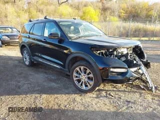 ✅ 2021 Ford Explorer Limited • VIN: 1FMSK8FH8MGB04047 • Lot: 43656480. Wystawiony na IAAI z przebiegiem 132 483 mil. Bezpłatny archiwum sprzedaży aukcyjnych z USA i szczegółowy raport historii pojazdu na DreamBid. Zdjęcie 1.