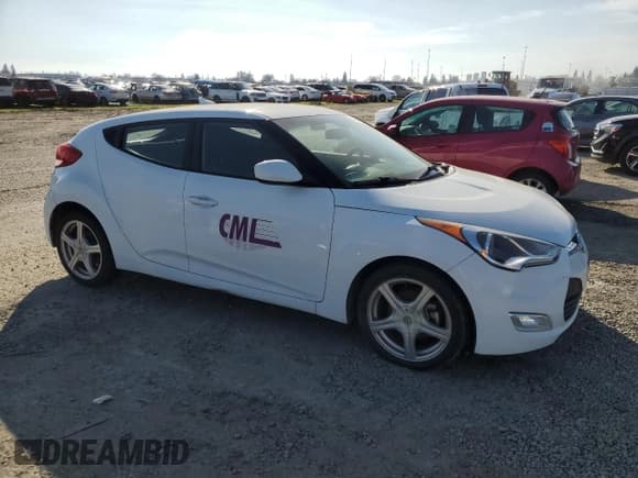 ✅ 2017 Hyundai Veloster Value Edition • VIN: KMHTC6AD0HU305183 • Lot: 46376395. Wystawiony na Copart z przebiegiem 151 843 mil. Bezpłatny archiwum sprzedaży aukcyjnych z USA i szczegółowy raport historii pojazdu na DreamBid. Zdjęcie 4.
