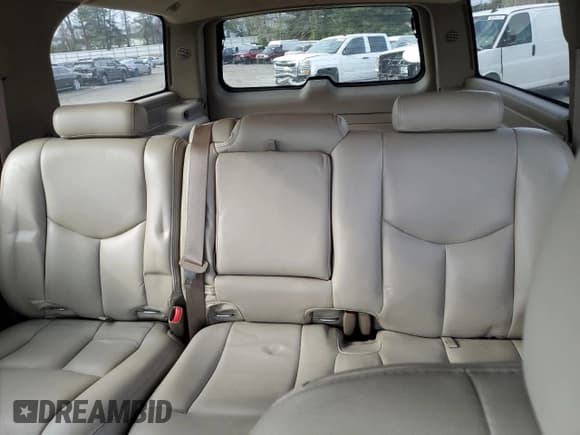 ✅ 2004 Chevrolet Suburban Z71 • VIN: 3GNFK16T64G291401 • Лот: 81339144. Опубликован ранее на Copart с пробегом 221 835 миль. Бесплатный доступ к архиву аукционных продаж из США и подробный отчёт об истории автомобиля на DreamBid. Изображение 10.