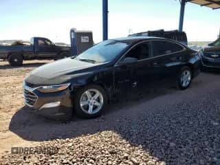 2019 Chevrolet Malibu LS z VIN 1G1ZB5STXKF199556, wystawiony jako Copart lot #80493745 z przebiegiem 88 485 mil mil oraz Szkoda całkowita • Salvage title. Historia ofert i sprzedaży dostępna na DreamBid. Obrazek 1.