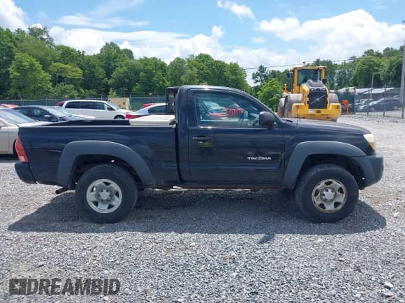✅ 2006 Toyota Tacoma • VIN: 5TEPX42N96Z158680 • Lot: 42721675. Wystawiony na IAAI z przebiegiem 210 738 mil. Bezpłatny archiwum sprzedaży aukcyjnych z USA i szczegółowy raport historii pojazdu na DreamBid. Zdjęcie 13.