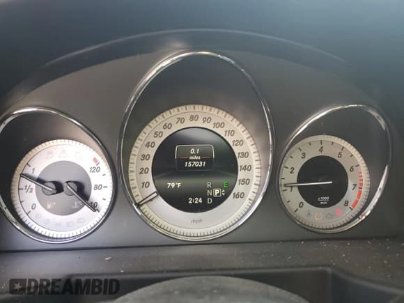 ✅ 2015 Mercedes-Benz GLK 350 • VIN: WDCGG8JBXFG347631 • Lot: 91214355. Wystawiony na Copart z przebiegiem 157 031 mil. Bezpłatny archiwum sprzedaży aukcyjnych z USA i szczegółowy raport historii pojazdu na DreamBid. Zdjęcie 9.