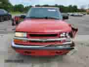 2000 Chevrolet Blazer LT z VIN 1GNDT13W6Y2169669, wystawiony jako Copart lot #70088314 z przebiegiem 131 671 mil mil oraz Szkoda całkowita • Salvage title. Historia ofert i sprzedaży dostępna na DreamBid. Obrazek 5.