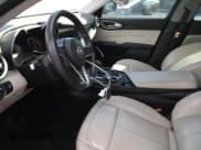 ✅ 2019 Alfa Romeo Giulia • VIN: ZARFAMAN0K7598552 • Lot: 81636325. Wystawiony na Copart z przebiegiem 96 758 mil. Bezpłatny archiwum sprzedaży aukcyjnych z USA i szczegółowy raport historii pojazdu na DreamBid. Zdjęcie 7.