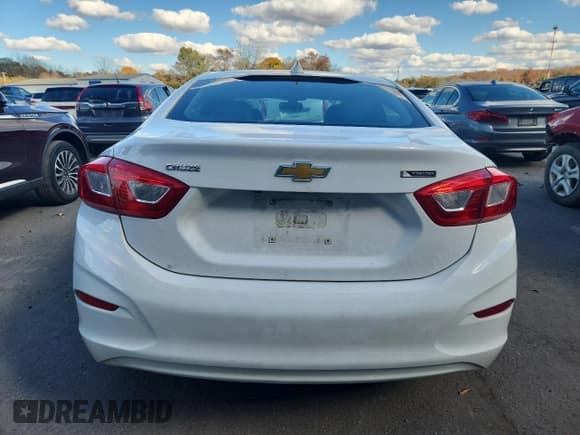✅ 2017 Chevrolet Cruze Premier • VIN: 1G1BF5SM1H7140090 • Лот: 89631635. Опубликован ранее на Copart с пробегом 88 838 миль. Бесплатный доступ к архиву аукционных продаж из США и подробный отчёт об истории автомобиля на DreamBid. Изображение 6.