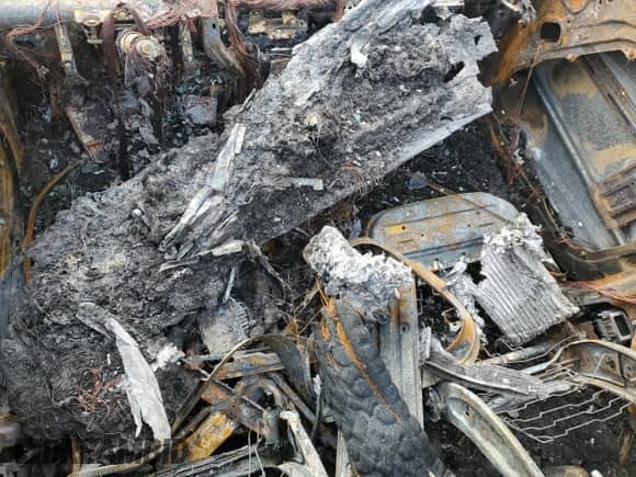 2024 Hyundai Santa Fe XRT с VIN 5NMP3DGL9RH006714, выставлен на аукционе Copart как лот 82454564 с пробегом Не указан миль и Списание • Salvage title. История ставок и продаж доступна на DreamBid. Изображение 8.