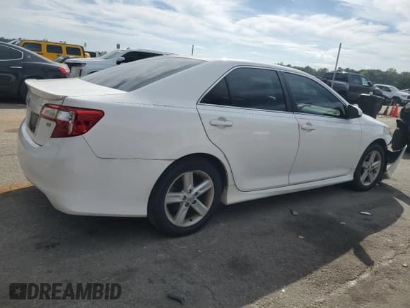 ✅ 2014 Toyota Camry LE • VIN: 4T1BF1FK9EU837170 • Lot: 84794985. Listed on Copart with 169,079 mi. Free auction sales archive from the USA and detailed vehicle history report at DreamBid. Image 3.