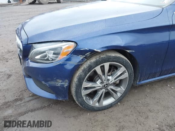 ✅ 2018 Mercedes-Benz C 300 • VIN: WDDWJ4KB5JF620733 • Lot: 41730561. Listed on IAAI with 75,463 mi. Free auction sales archive from the USA and detailed vehicle history report at DreamBid. Image 6.