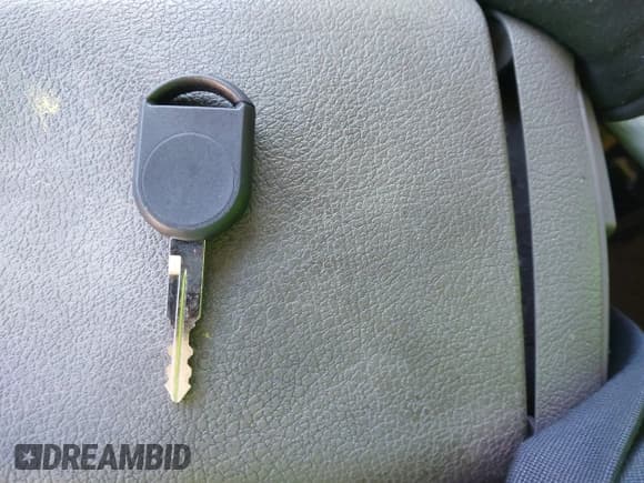 ✅ 2005 Mercury Mountaineer Convenience • VIN: 4M2DU66W95ZJ00759 • Лот: 41540789. Опубликован ранее на IAAI с пробегом 223 520 миль. Бесплатный доступ к архиву аукционных продаж из США и подробный отчёт об истории автомобиля на DreamBid. Изображение 11.