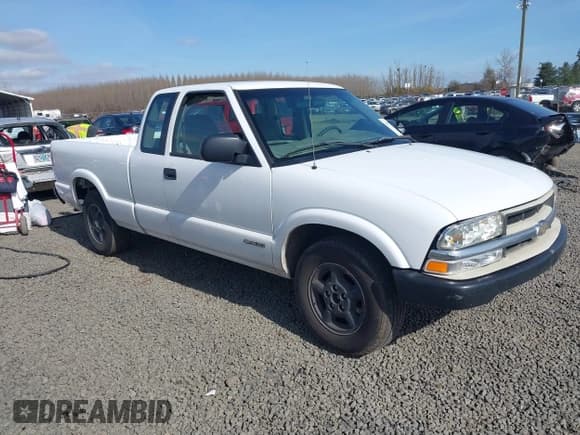 ✅ 2002 Chevrolet S-10 • VIN: 1GCCS19W028183151 • Лот: 41714759. Опубликован ранее на IAAI с пробегом 169 490 миль. Бесплатный доступ к архиву аукционных продаж из США и подробный отчёт об истории автомобиля на DreamBid. Изображение 1.