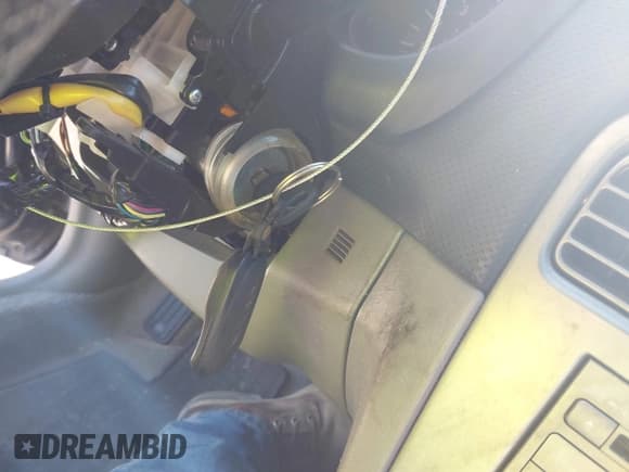 ✅ 2008 Subaru Forester X • VIN: JF1SG65658H723897 • Lot: 42864862. Listed on IAAI with 159,188 mi. Free auction sales archive from the USA and detailed vehicle history report at DreamBid. Image 11.