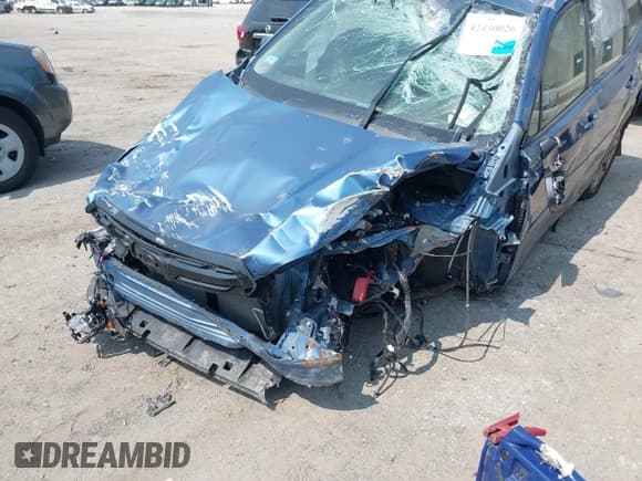 ✅ 2022 Subaru Forester • VIN: JF2SKACC2NH447504 • Lot: 42430026. Listed on IAAI with 136,915 mi. Free auction sales archive from the USA and detailed vehicle history report at DreamBid. Image 6.