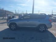 ✅ 2008 Toyota RAV4 • VIN: JTMBD35V085200040 • Lot: 43625247. Wystawiony na IAAI z przebiegiem 198 576 mil. Bezpłatny archiwum sprzedaży aukcyjnych z USA i szczegółowy raport historii pojazdu na DreamBid. Zdjęcie 14.