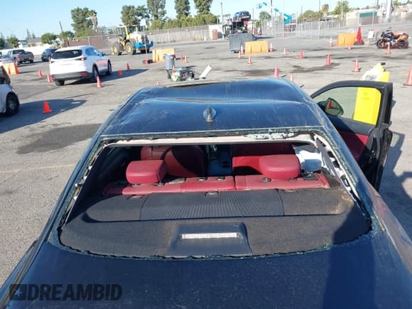 ✅ 2014 Lexus IS 250 • VIN: JTHBF1D23E5042082 • Lot: 41776597. Listed on IAAI with 133,895 mi. Free auction sales archive from the USA and detailed vehicle history report at DreamBid. Image 18.