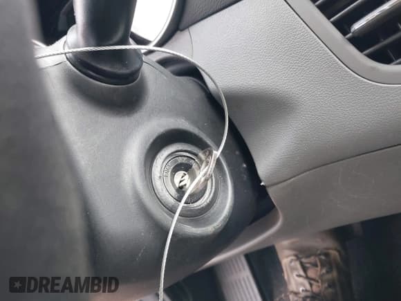 ✅ 2013 Hyundai Elantra GLS • VIN: KMHDH4AE4DU005689 • Lot: 43455817. Listed on IAAI with 207,105 mi. Free auction sales archive from the USA and detailed vehicle history report at DreamBid. Image 11.