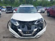 ✅ 2017 Nissan Rogue SL • VIN: JN8AT2MV2HW026450 • Lot: 42301312. Wystawiony na IAAI z przebiegiem 102 513 mil. Bezpłatny archiwum sprzedaży aukcyjnych z USA i szczegółowy raport historii pojazdu na DreamBid. Zdjęcie 6.