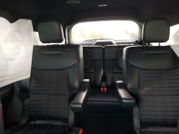 ✅ 2025 Ford Explorer ST-Line • VIN: 1FMUK8KH2SGB18988 • Lot: 80488475. Listed on Copart with 4,371 mi. Free auction sales archive from the USA and detailed vehicle history report at DreamBid. Image 10.