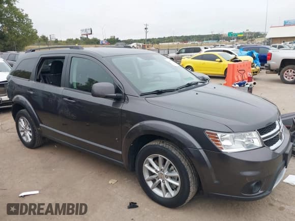 ✅ 2017 Dodge Journey SXT • VIN: 3C4PDDBG6HT591664 • Лот: 43400737. Опубликован ранее на IAAI с пробегом 105 258 миль. Бесплатный доступ к архиву аукционных продаж из США и подробный отчёт об истории автомобиля на DreamBid. Изображение 14.