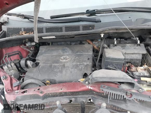 ✅ 2011 Toyota Sienna XLE AAS • VIN: 5TDYK3DC0BS131092 • Lot: 43567083. Listed on IAAI with 274,743 mi. Free auction sales archive from the USA and detailed vehicle history report at DreamBid. Image 10.