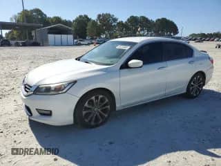 2014 Honda Accord Sport с VIN 1HGCR2F55EA034746, выставлен на аукционе Copart как лот 86338905 с пробегом 213 208 миль миль и Списание • Salvage title. История ставок и продаж доступна на DreamBid. Изображение 1.