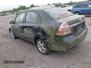 ✅ 2010 Chevrolet Aveo 1LT • VIN: KL1TD5DE3AB103494 • Lot: 42088887. Wystawiony na IAAI z przebiegiem 109 641 mil. Bezpłatny archiwum sprzedaży aukcyjnych z USA i szczegółowy raport historii pojazdu na DreamBid. Zdjęcie 3.